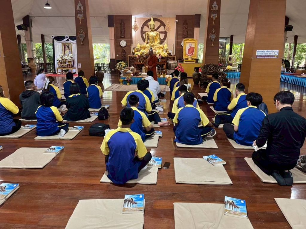 LINE_ALBUM_4122025_251218_7